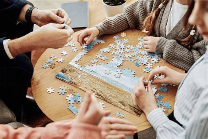 How To Get More Puzzle Pieces in Monopoly Go (Toy Maker Partners Event)