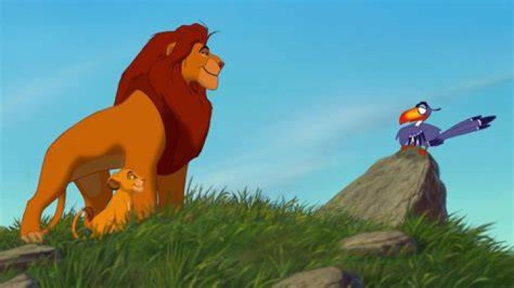 Young Simba talking to Zazu in The Lion King